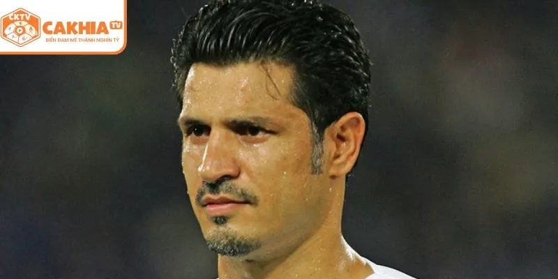 Ali Daei Kỷ Lục Ghi Bàn IRAN - Sử Thi Chân Sút Phi Thường 3 Ali Daei kỷ lục ghi bàn Iran thành công mùa World Cup